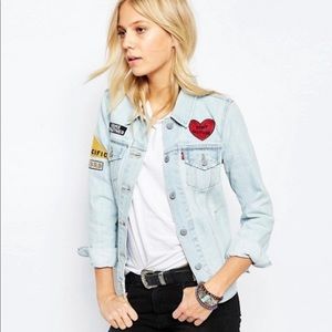 Levi's Boyfriend Trucker Denim Jacket With Patches